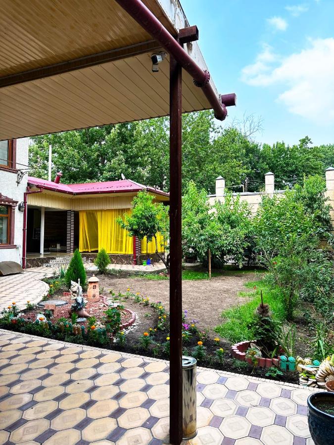 Sultan Saray Hostel Ош Екстериор снимка