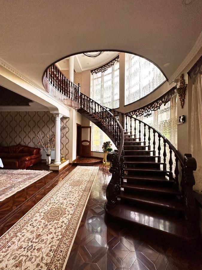 Sultan Saray Hostel Ош Екстериор снимка