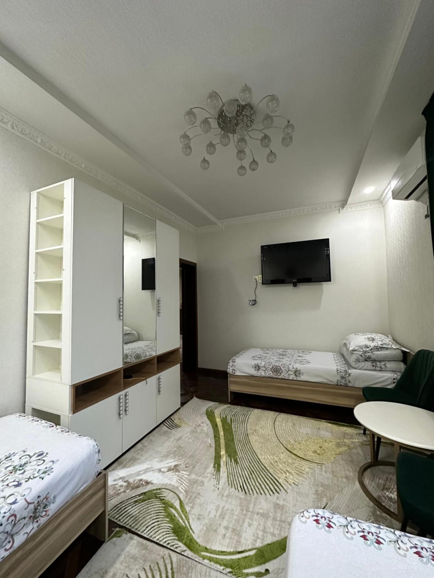Sultan Saray Hostel Ош Екстериор снимка