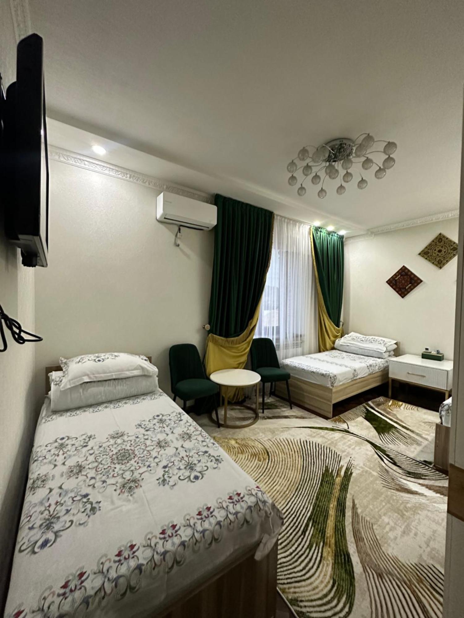 Sultan Saray Hostel Ош Екстериор снимка