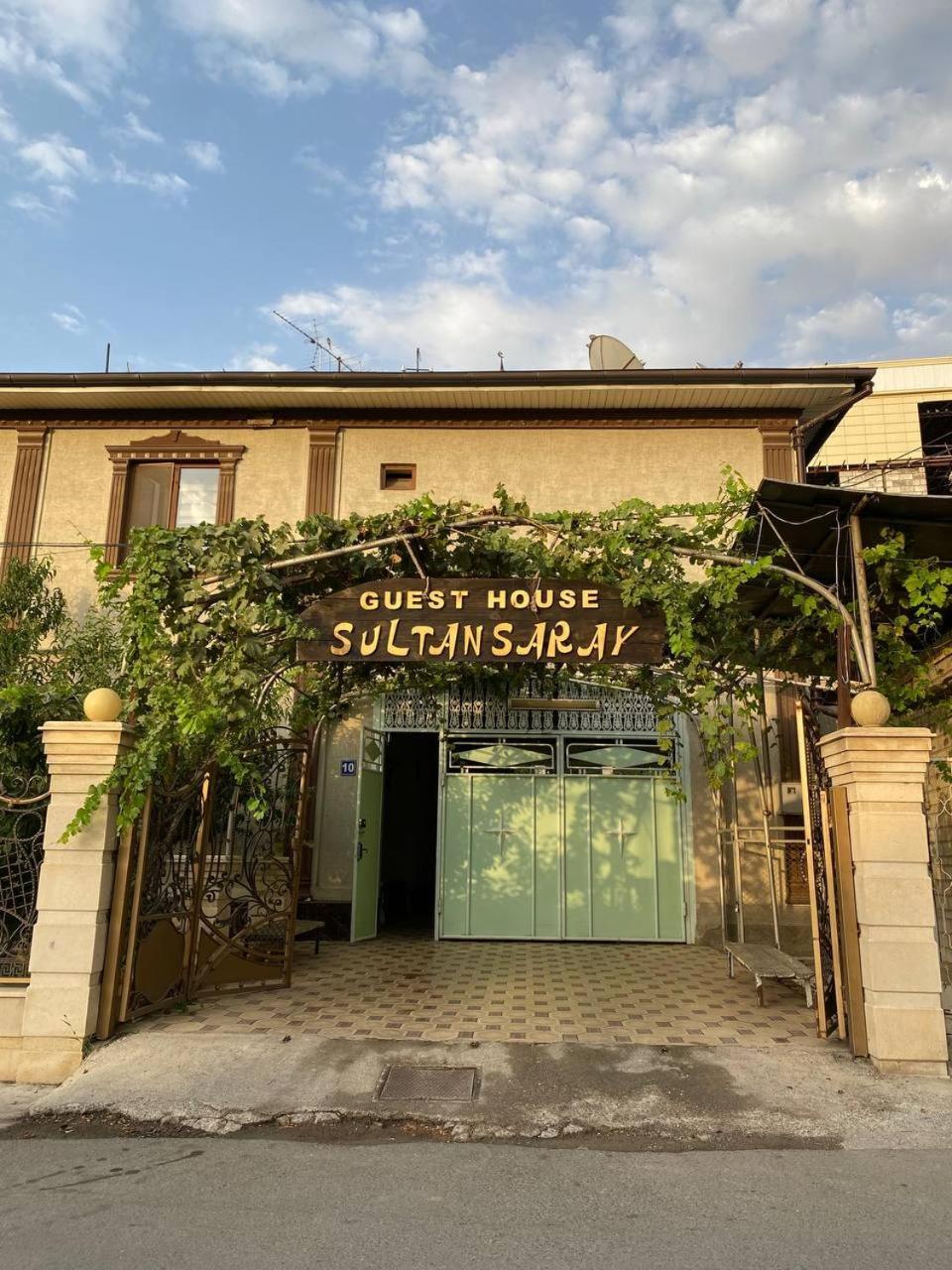 Sultan Saray Hostel Ош Екстериор снимка
