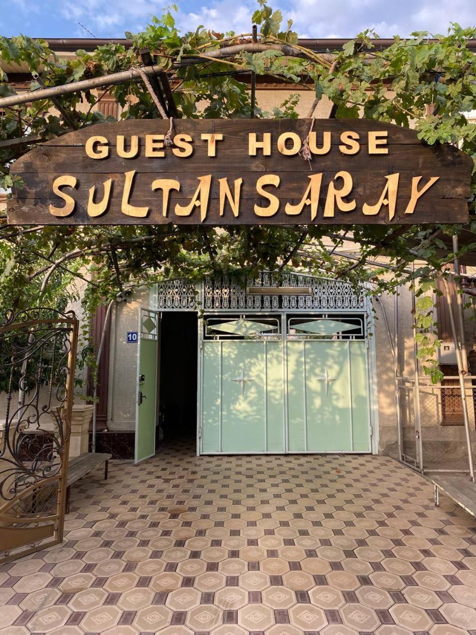Sultan Saray Hostel Ош Екстериор снимка