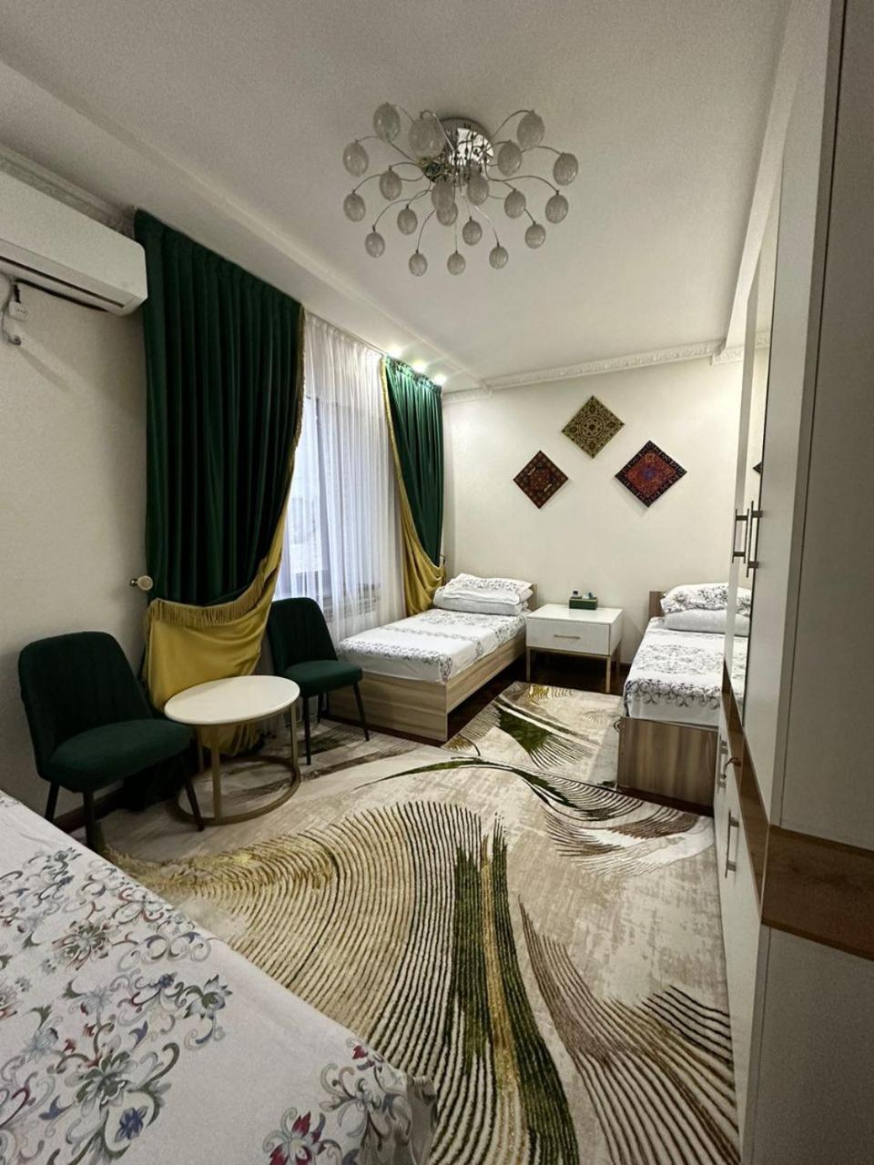 Sultan Saray Hostel Ош Екстериор снимка
