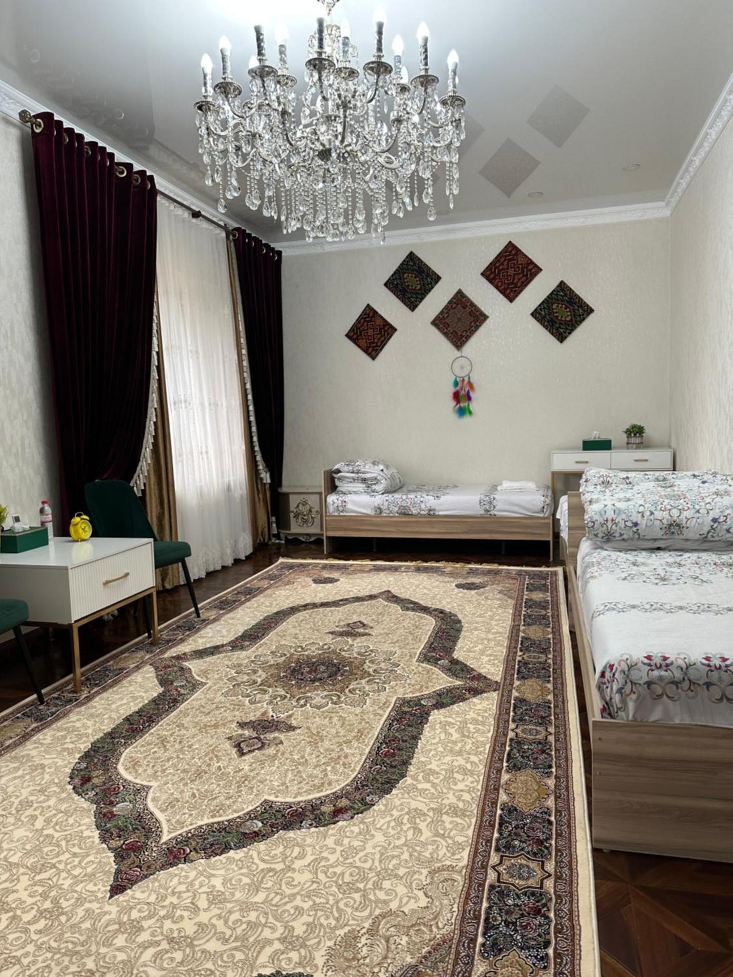 Sultan Saray Hostel Ош Екстериор снимка