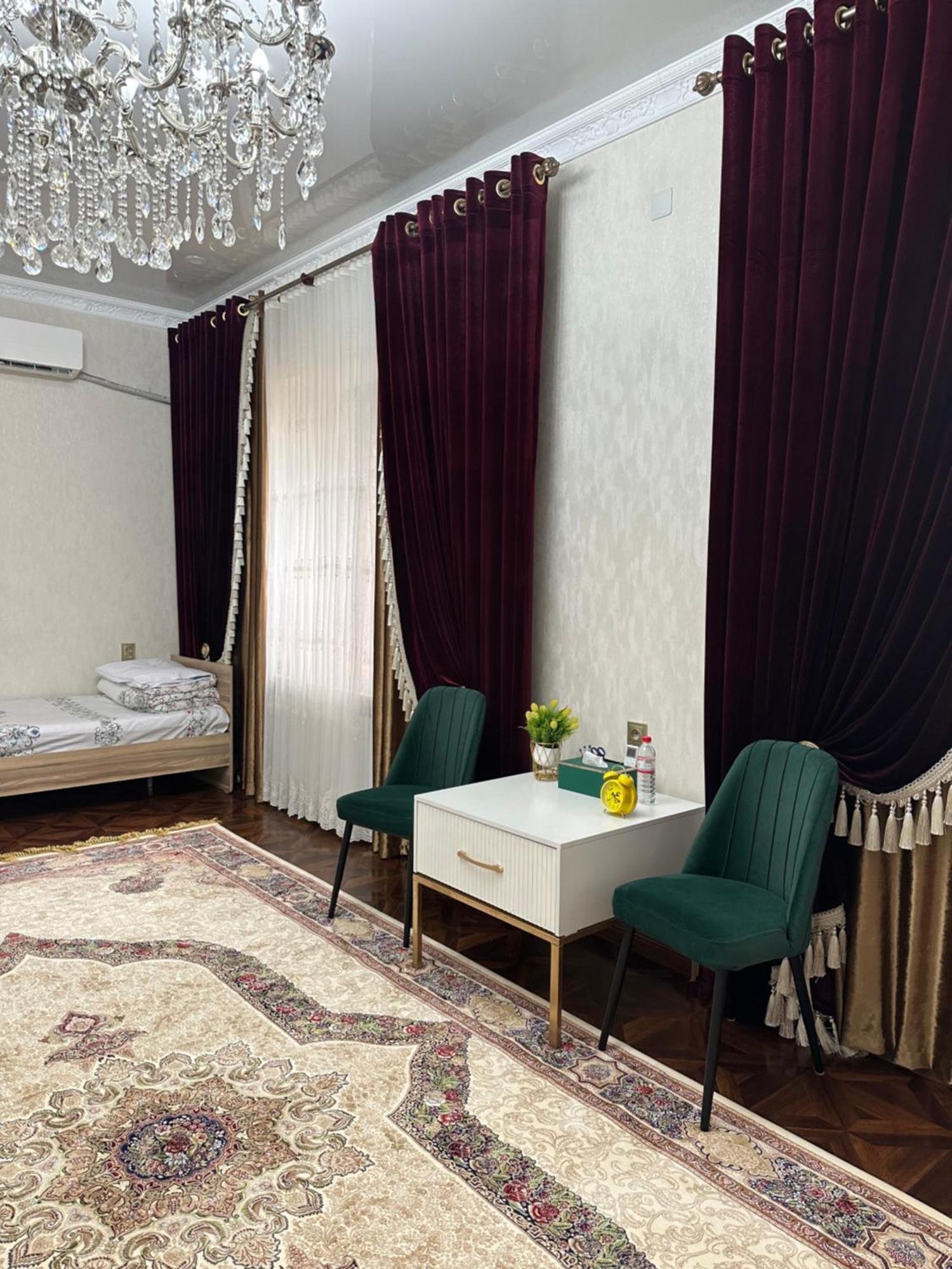Sultan Saray Hostel Ош Екстериор снимка