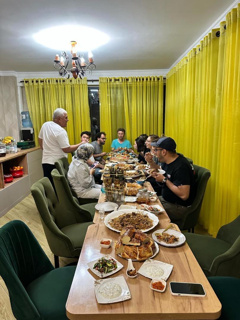 Sultan Saray Hostel Ош Екстериор снимка