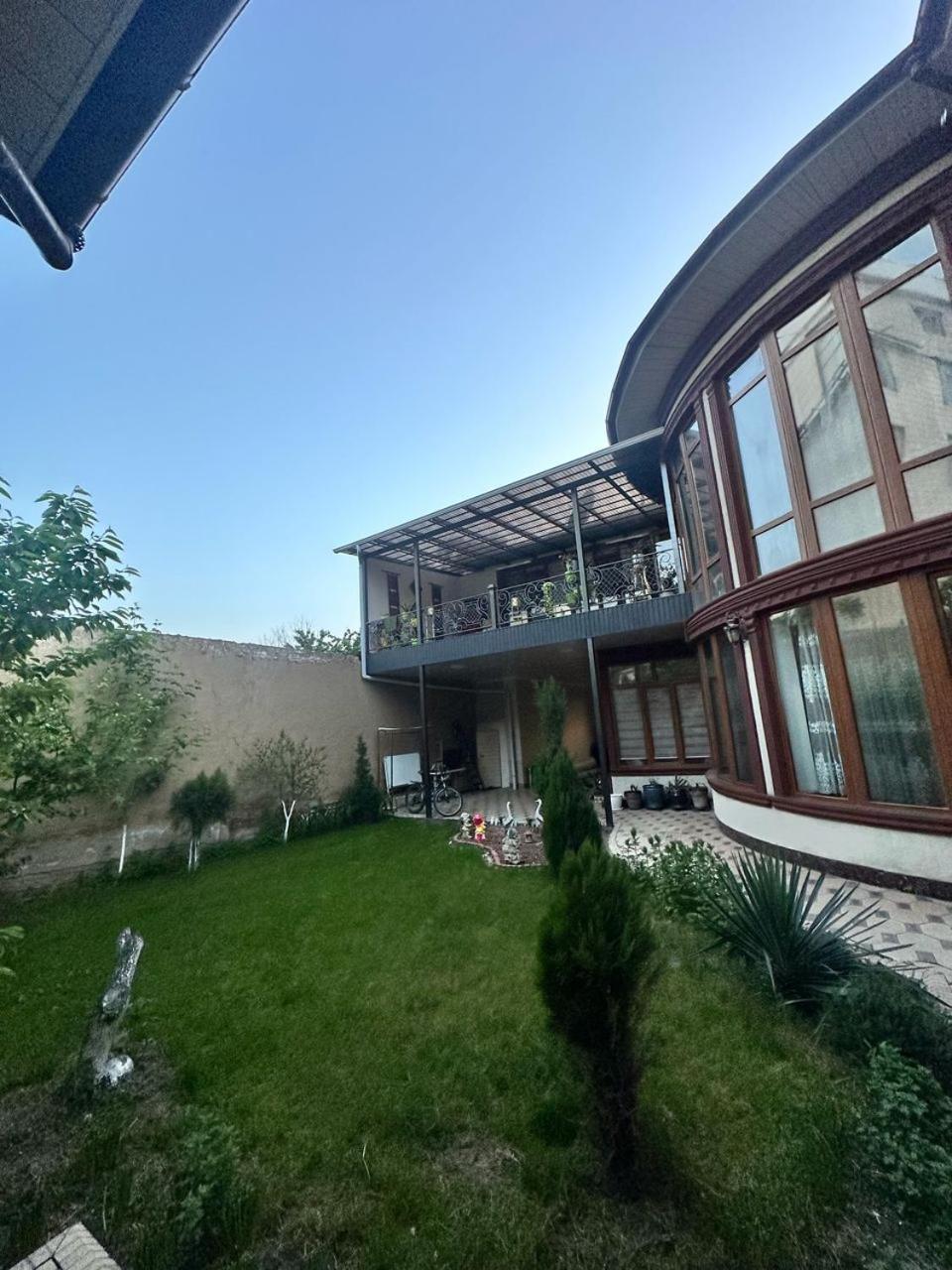 Sultan Saray Hostel Ош Екстериор снимка