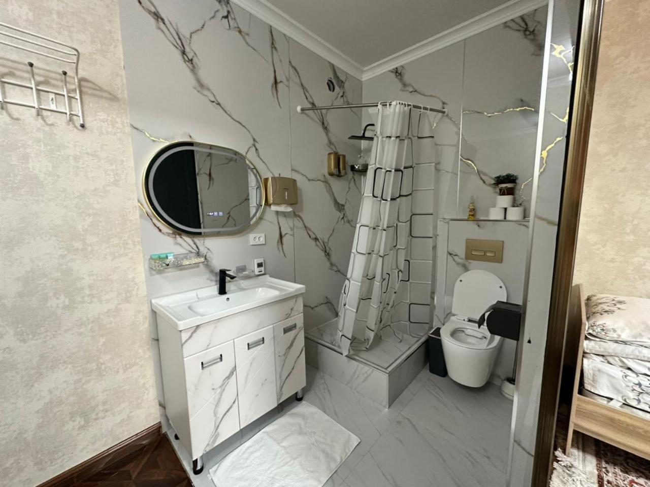 Sultan Saray Hostel Ош Екстериор снимка